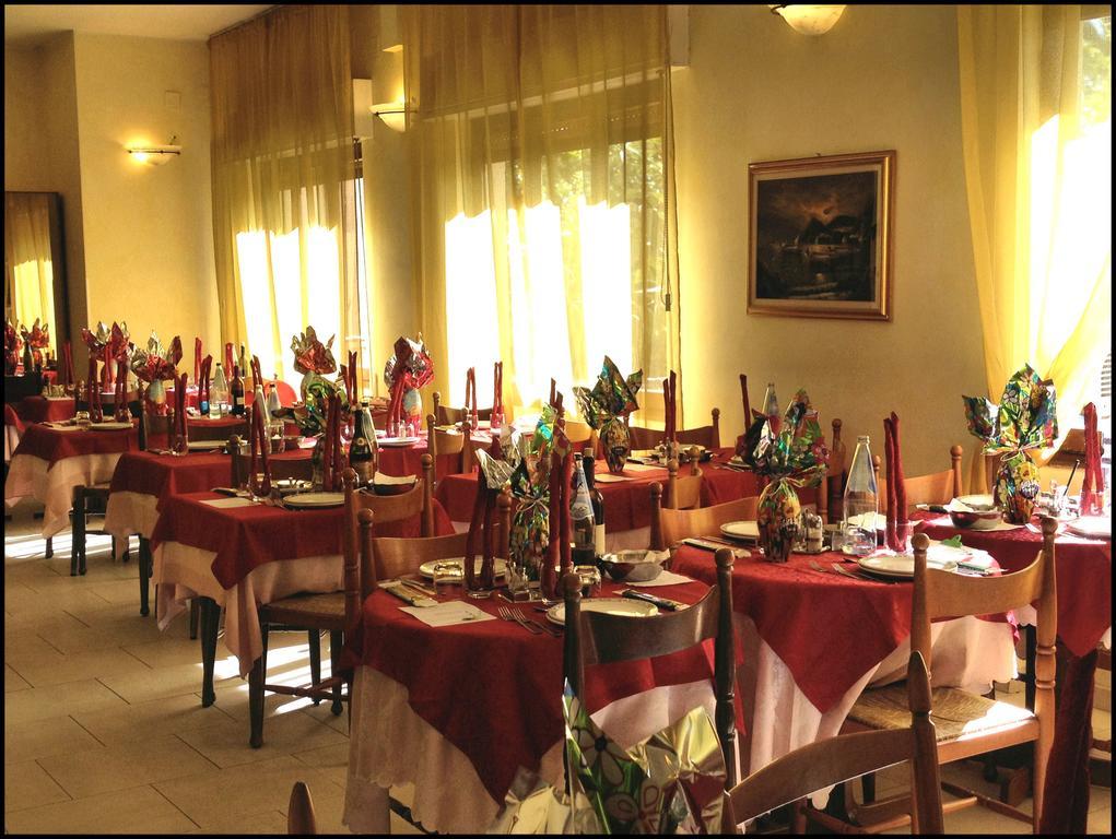 Hotel Lido Pietra Ligure Exterior foto